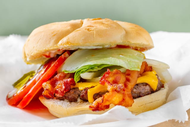 Bacon Cheeseburger.